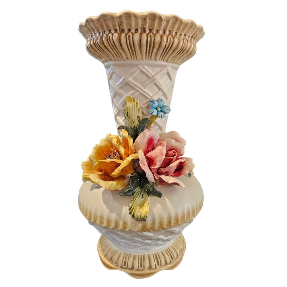 Capo di Monte Italy Toscany Floral Lattice Ceramic Vase 1699/M Cream Pink Yellow